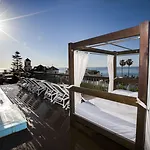 Ξενοδοχείο Plaza Cavana 3*