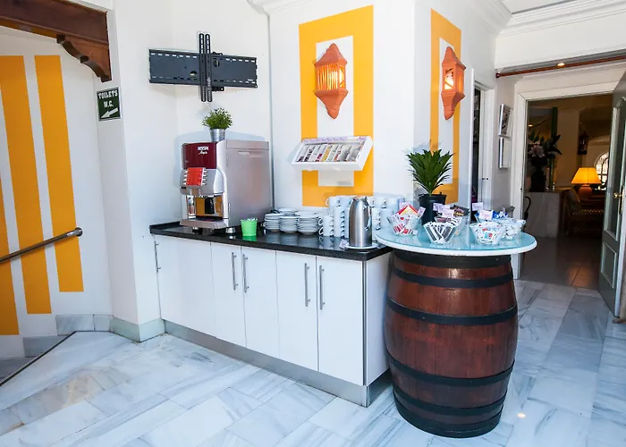 Hotel Plaza Cavana 3*