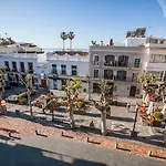 Hotell Plaza Cavana 3*