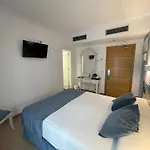 Plaza Cavana Nerja