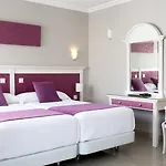 Hotell Plaza Cavana Nerja