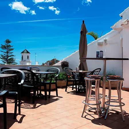 فندق Plaza Cavana 3*