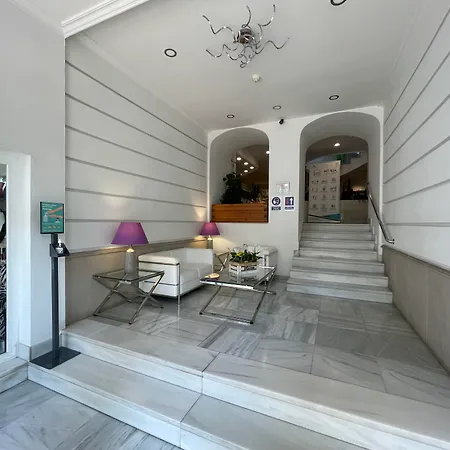 Szálloda Plaza Cavana Nerja