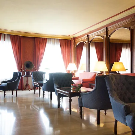 Otel Plaza Cavana Nerja