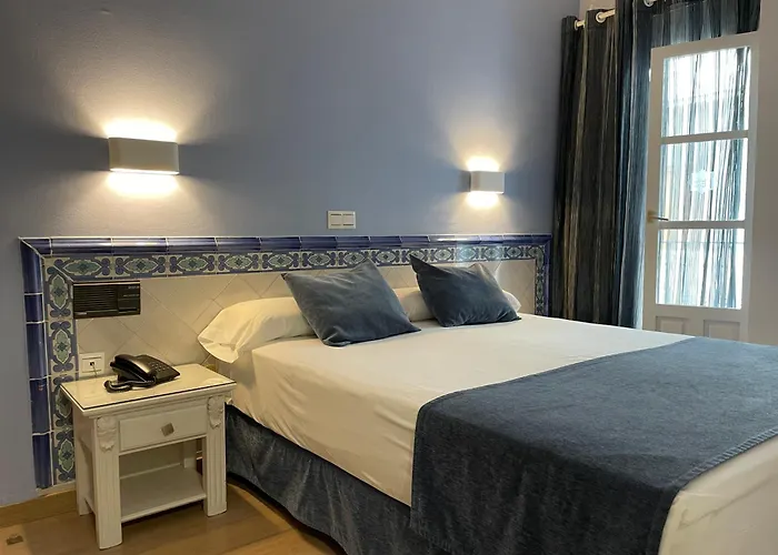 Hotel Plaza Cavana Nerja